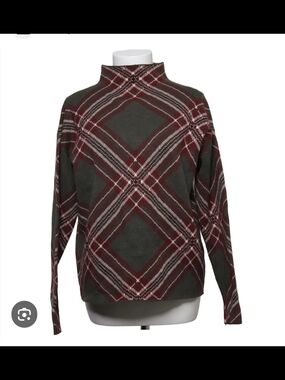 NWT..Tahari Greenand Burgundy Plaid Mock Neck Sweater
